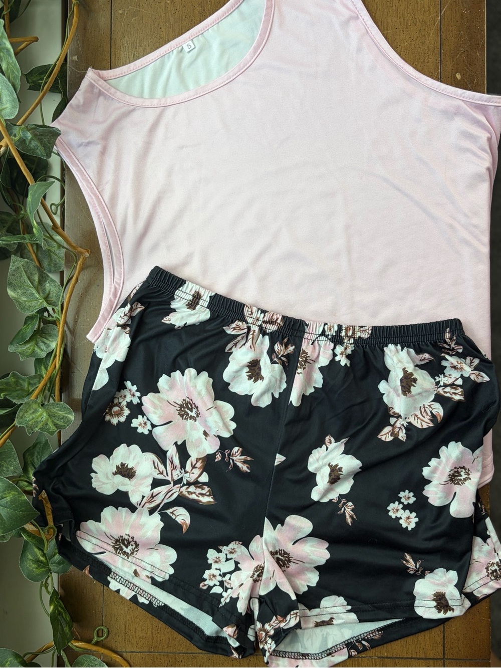 Floral Lounge Set S Black Pink Pajama Shorts Tank Sleepwear